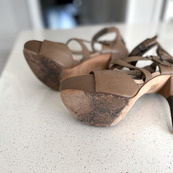 Guess Marciano heels - Picture 2 of 4